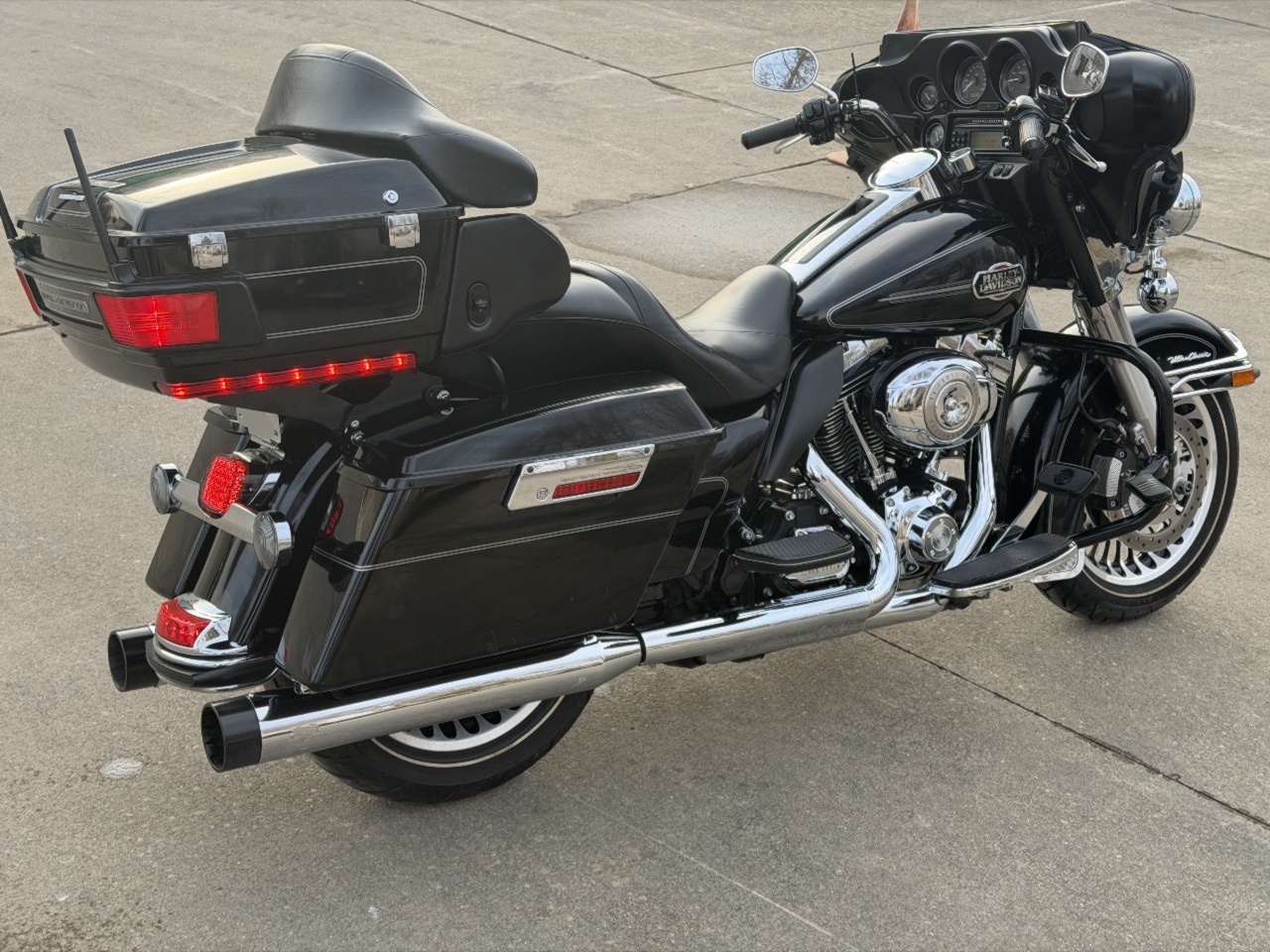 2011 Harley-Davidson FLHTCU Electra Glide Ultra Classic